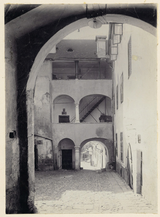 Besztercebánya (Banská Bystrica, Szlovákia), lakóház udvari szárnya, 1908 (MÉM MDK Fotótár, ltsz. 000.178P)