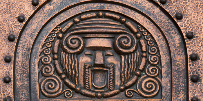 „Díszítőérzékkel átszőtt tudás” 