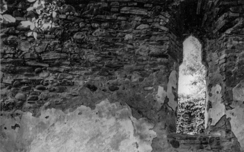 Babós Imre: A templom déli homlokzatának részlete, 1970. MÉM MDK, Fotótár, ltsz. 156.813N