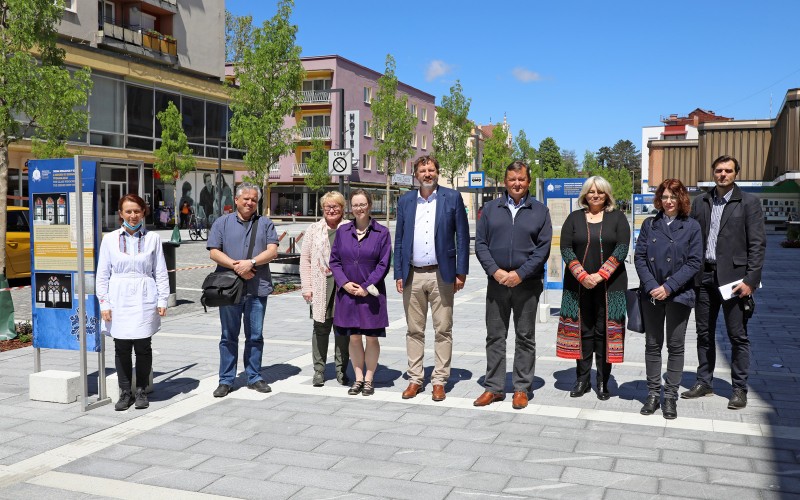 Snežana S. Slekovec, Boris Hajdinjak, Metka Fujs, dr. Oszkó Ágnes Ivett, dr. Almássy Kornél, dr. Aleksander Jevšek, Brigita Perhavec, Mateja Huber, Daniel Ulčar