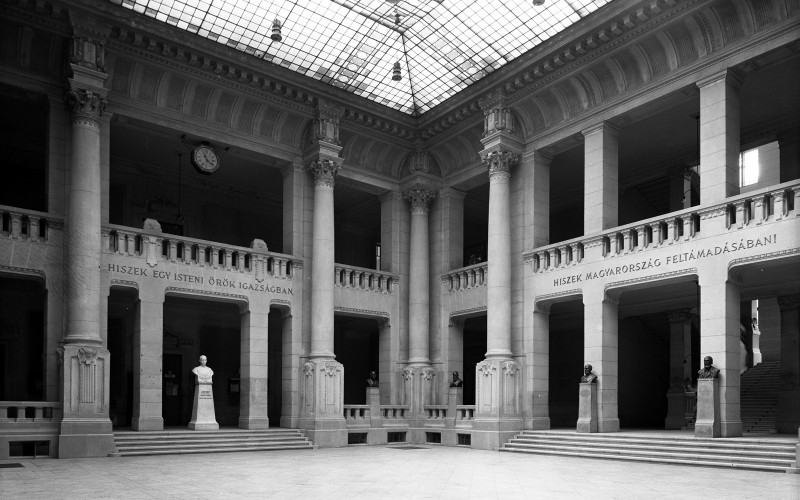 Budapesti Műszaki Egyetem aula. Fotó: ismeretlen fotós 1949 előtt. MÉM MDK, Fotótár ltsz. 017.881N