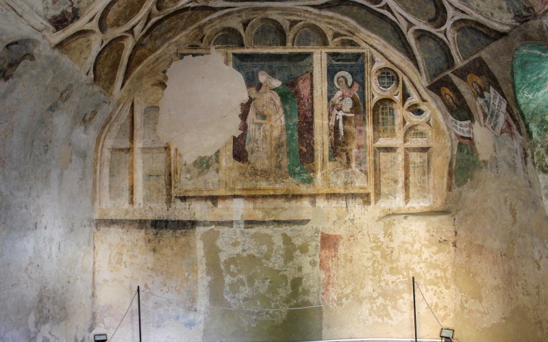 Medgyes, ún. Mária-torony kápolnája, illuzionisztikus szárnyasoltár a kápolna keleti falán, 1450–1460 körül (Fotó: Kónya Anna)