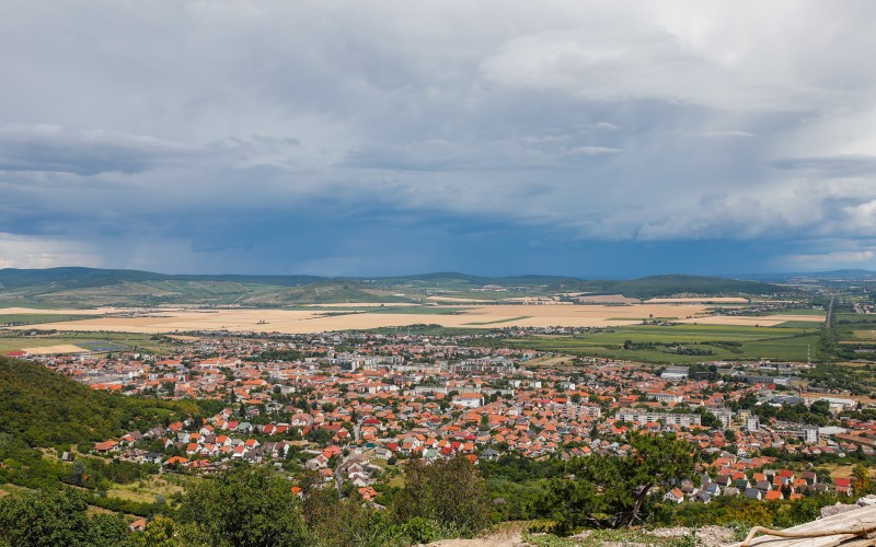 Sátoraljaújhely panorámája a Várhegyről