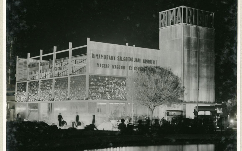 A Rimamurány-Salgótarjáni Vasművek pavilonja a Budapesti Nemzetközi Vásáron, 1939. MÉM MDK Múzeumi Osztály