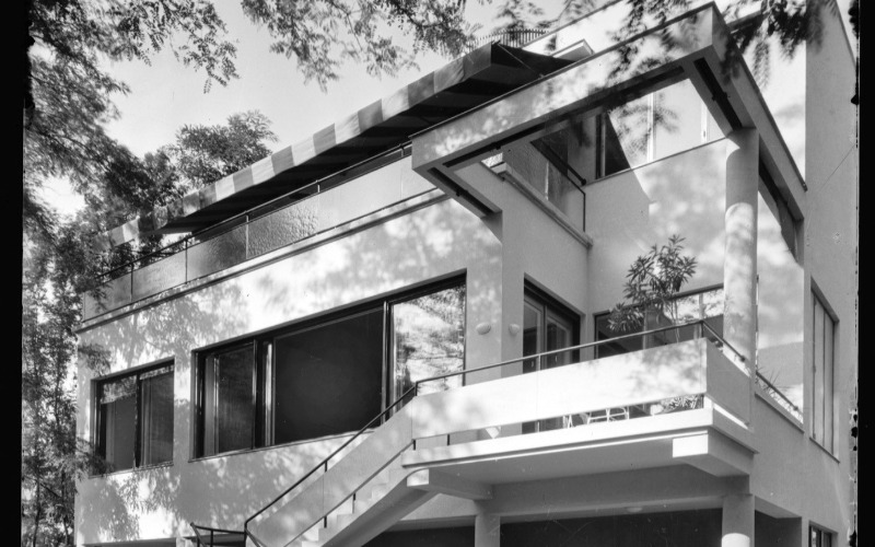 Férjének munkáin rendszerint ő dolgozott statikusként: Walter Rózsi-villa (jelenleg a MÉM MDK kiállítóhelye), Budapest VII. Bajza utca 10., tervezte: Fischer József, 1936. MÉM MDK Műemlékvédelmi Dokumentációs Osztály, Fotótár, fotó: Seidner Zoltán