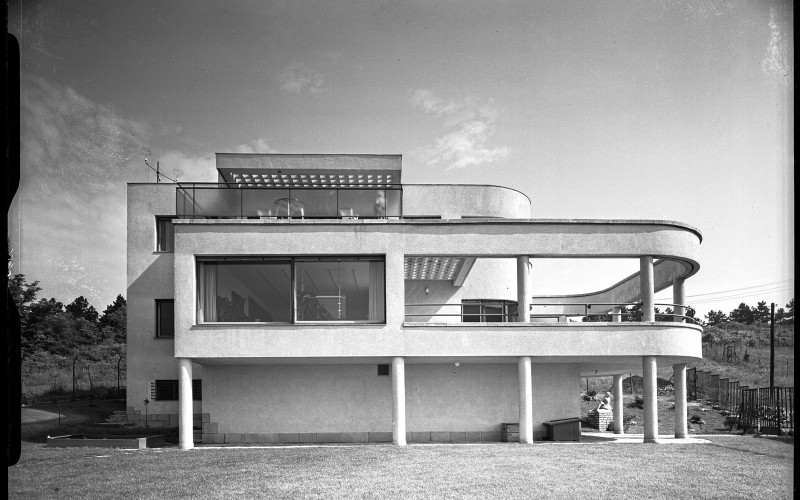 Férjének munkáin rendszerint ő dolgozott statikusként: Járitz-villa, Budapest II. Baba utca 14., tervezte: Fischer József, 1941–1942. MÉM MDK Műemlékvédelmi Dokumentációs Osztály, Fotótár, fotó: Seidner Zoltán
