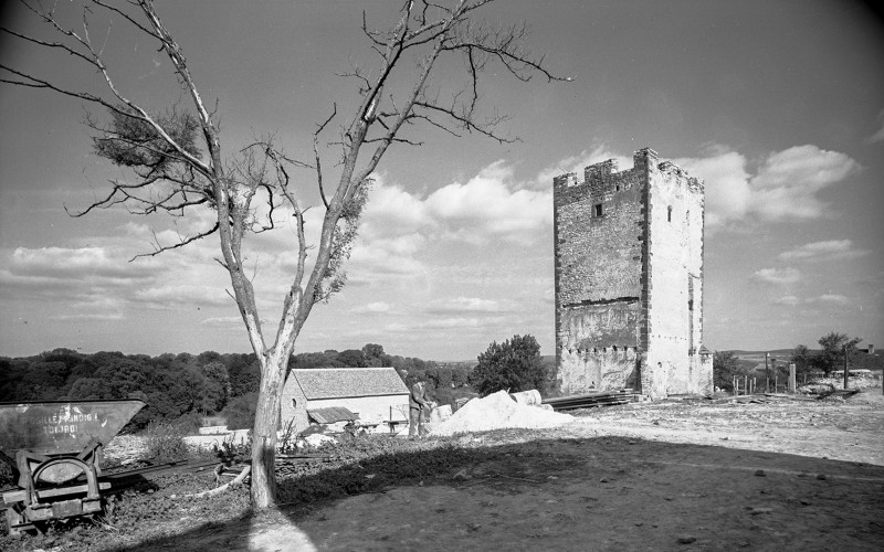 Nagyvázsony, Kinizsi vár romjai, 1955-1962. MÉM MDK Fotótár 050.348N (Dobos Lajos, 1959)