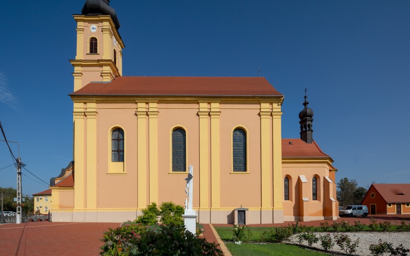 A templom délről (fotó F. Tóth Gábor)
