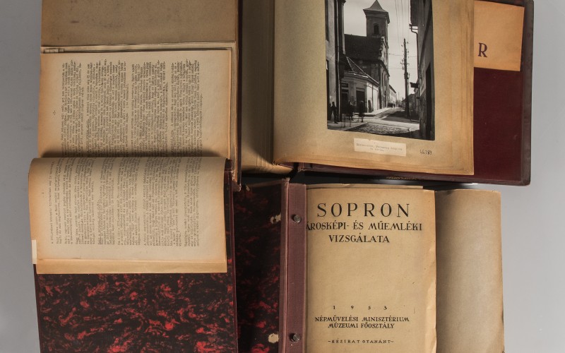 Városképi vizsgálatok albumai (Nyirkos Zsófia, 2024)