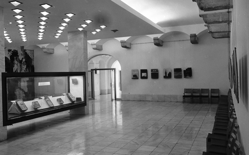 Budapest, Táncsics Mihály utca 1. Az OMF székház kialakításán 1968-1970 között dolgozott az építész Erdei Ferenccel. MÉM MDK, Fotótár ltsz. 099.692N (Mihalik Tamás, 1962). 