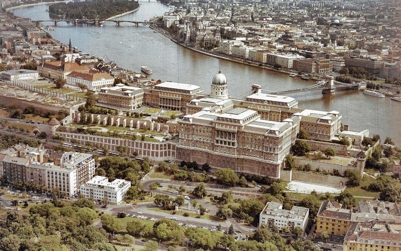 légifelvétel délnyugat felől, MÉM MDK Fotótár ltsz. 196.455N (Ágh András, 2002)