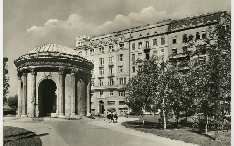 Erzsébet királyné-emlékmű, Eskü tér, 1955-59 között, MÉM Múzeumi Gyűjtemény