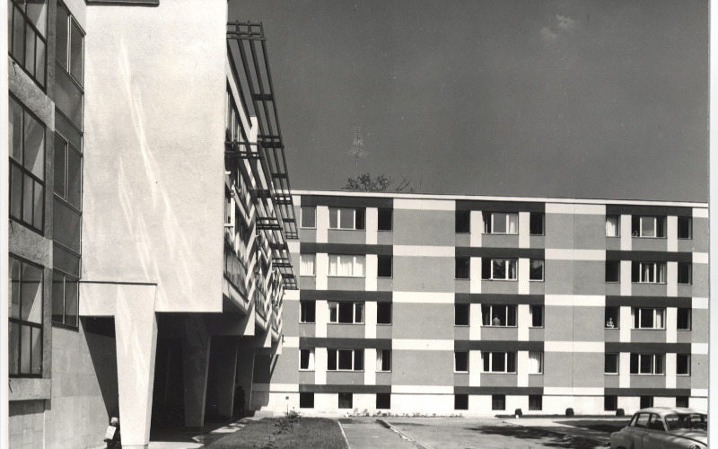 Mikolás Tibor: Kossuth Lajos Tudományegyetem (ma Debreceni Egyetem), kollégium és menza. Terv: 1960. Épült: 1960-1962.