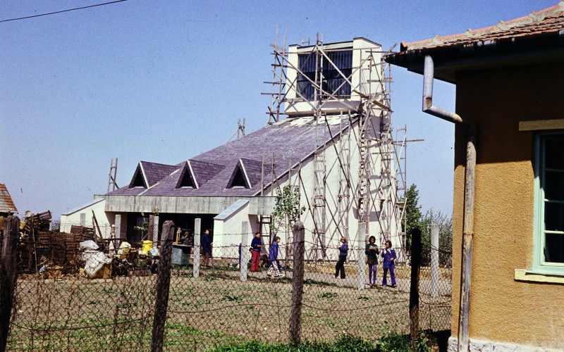 A hodászi templom építése, 1975. Fotó: Fortepan / Csaba László örökösei