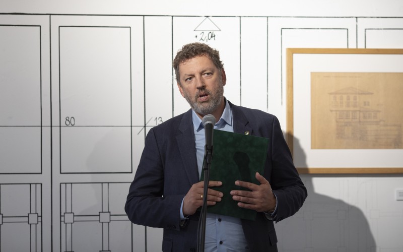 Dr. Almássy Kornél, igazgató, MÉM MDK