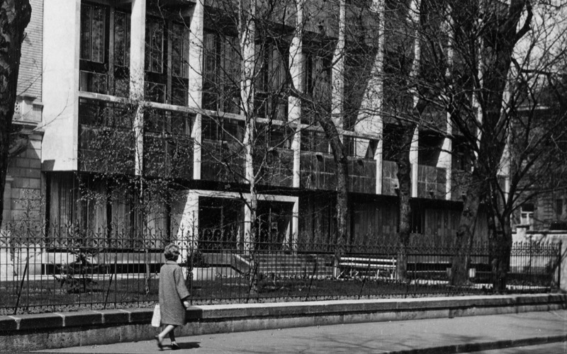 Az Andrássy úti szovjet (ma orosz) nagykövetség konzuli épületszárnya, 1963