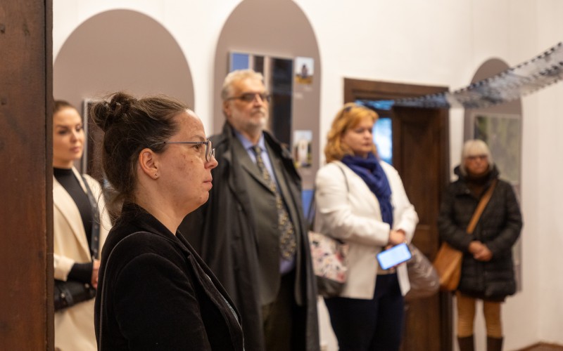 Héczey-Markó Ágnes, építész-régész, főmuzeológus, a kiállítás kurátora