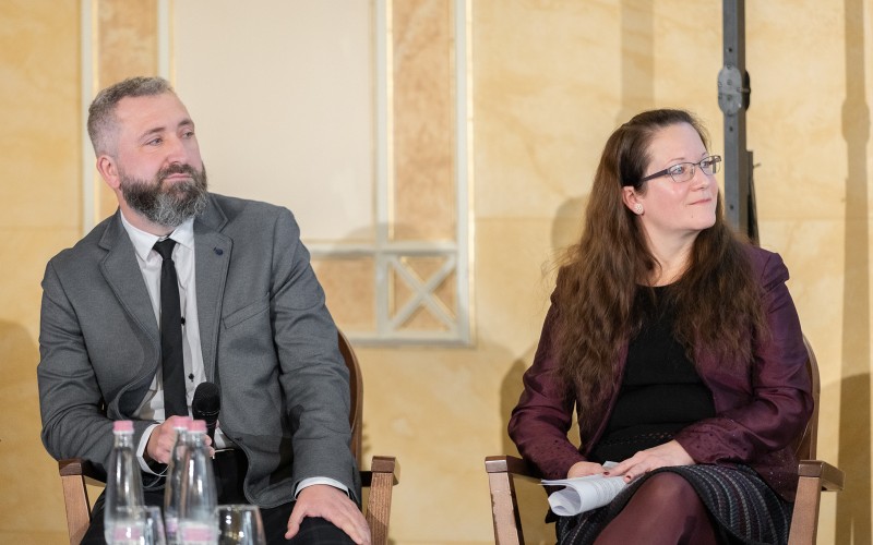 Farkas Zoltán, Pető Piroska