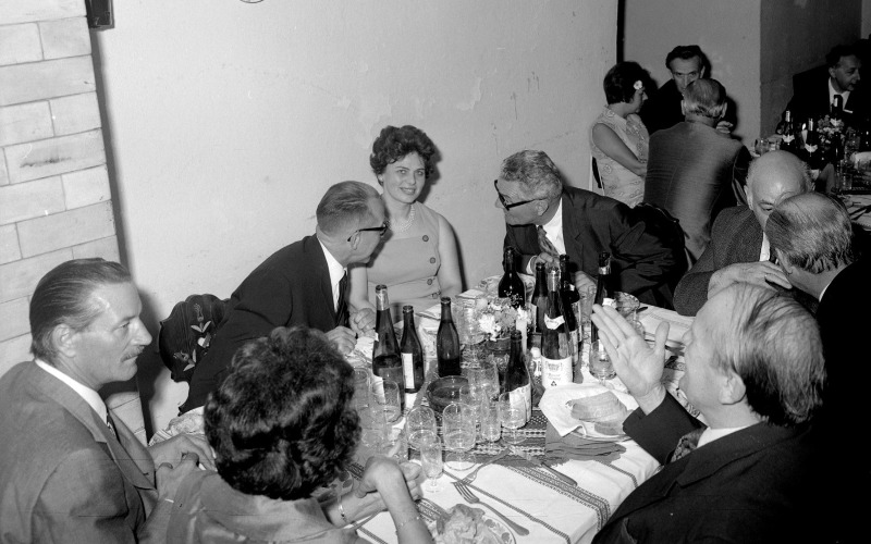 Az ICOMOS Budapesten rendezett III. Nemzetközi Kongresszusán, 1972. MÉM MDK Tudományos Irattár, Lymbus, ltsz. 1972.096N