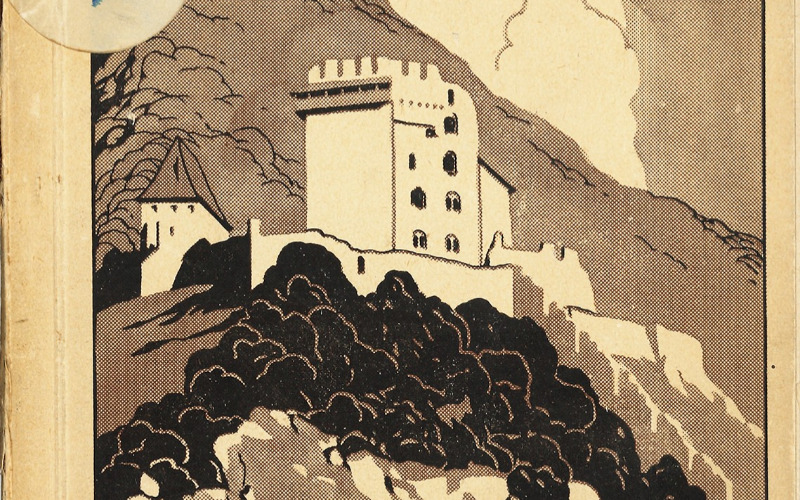 2. Lux Kálmán: Visegrád vára, Budapest, Műemlékek Országos Bizottsága, 1932. MÉM MDK Könyvtár, rakt. jelz. 6070, 5391.