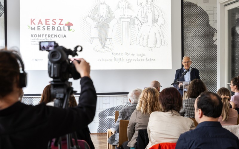 Ritoók Pál, a MÉM MDK Múzeumi Osztály osztályvezetőjének köszöntője. Fotó: Wachsler Vica, MÉM MDK