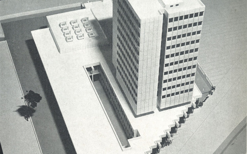 Az egykori debreceni Orvostudományi Egyetem Elméleti Tanszékének makettje eredeti állapotában. Archív fénykép: Marton Lajos – Mikolás Tibor – Rajkó Ervin – Sík Károly: Debreceni Tervező Vállalat 1966-1970. Debrecen, é. n. (1971)