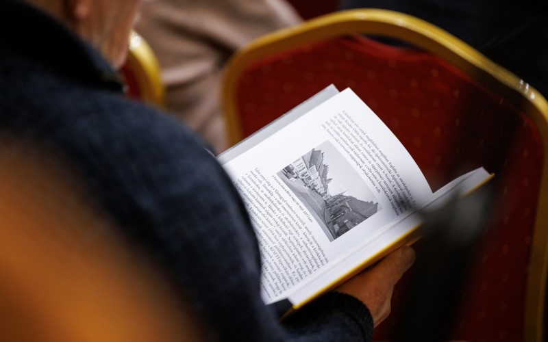 Dragonits Tamás Szemtanúság című könyvének 2026. január 13-ai bemutatója az I. kerületi Városházán (3)