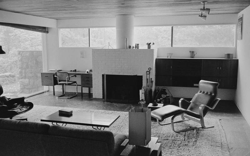 NewCanaan_W062_F4_june_1974_1979 Breuer-ház, New Canaan, Connecticut, tervezte: Breuer Marcell, 1951 © CCMHT, fotó: Tamás Breuer, 1970-es évek