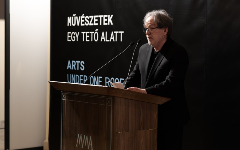 Baán László, a Szépművészeti Múzeum főigazgatója, a Liget Budapest projekt miniszteri biztosa a Művészetek - egy tető alatt című kiállítás megnyitóján 2026. március 27-én a Pesti Vigadóban