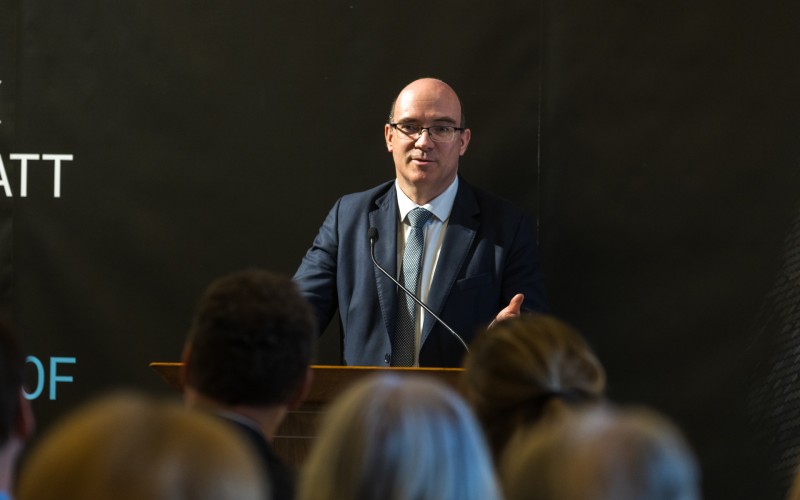 Maruzsa Zoltán, a Belügyminisztérium köznevelési államtitkára a Klebelsberg-mozaik című kiállítás megnyitóján a 2026. március 30-án a Pesti Vigadóban