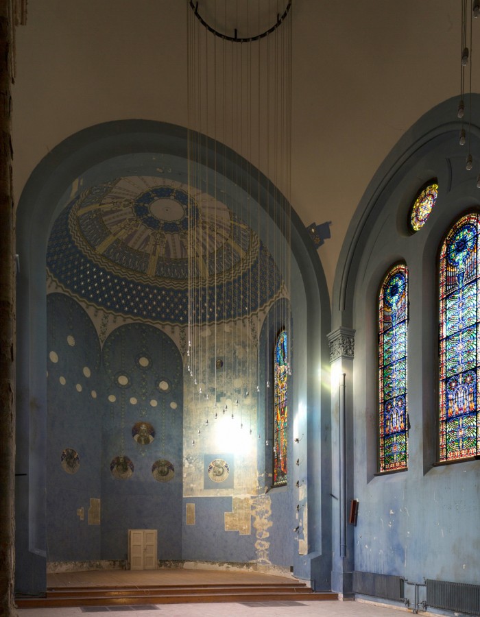 A lipótmezei kápolna enteriőrje / Interior of the Chapel of the Mental Hospital in Lipótmező