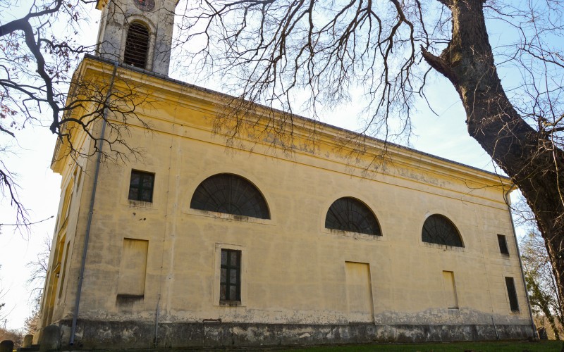 Dég, római katolikus templom