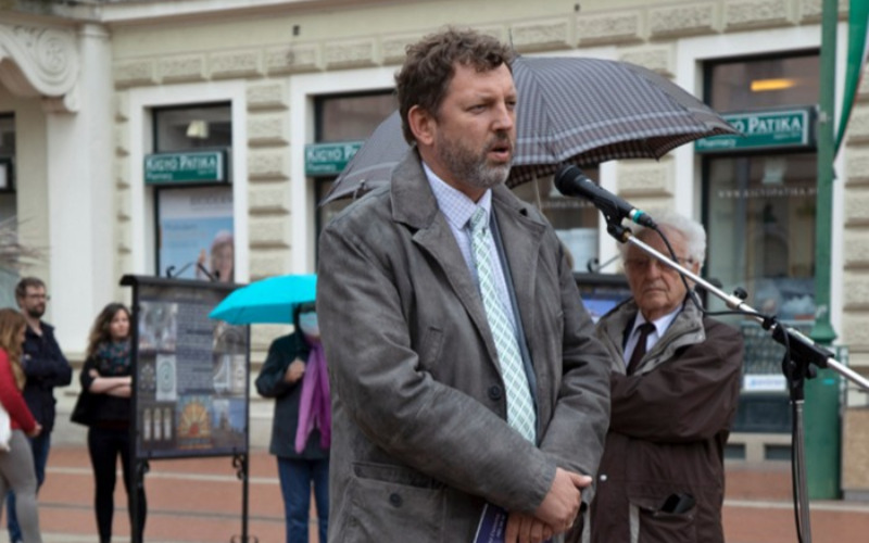 Dr. Almássy Kornél